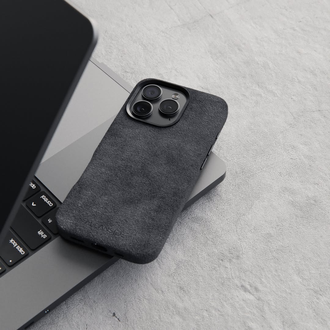 Case iPhone Alcântara Italian®